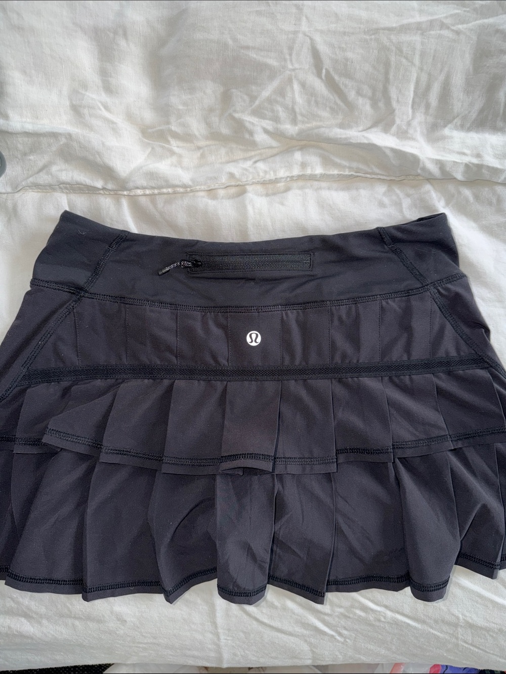 lululemon athletica Black tennis skirt size: 6 - Picture 2 of 6